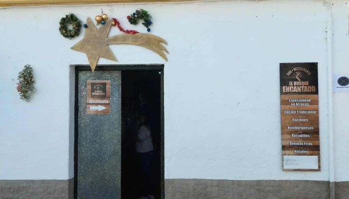 Iglesia Parroquial -  Videos - Lugros