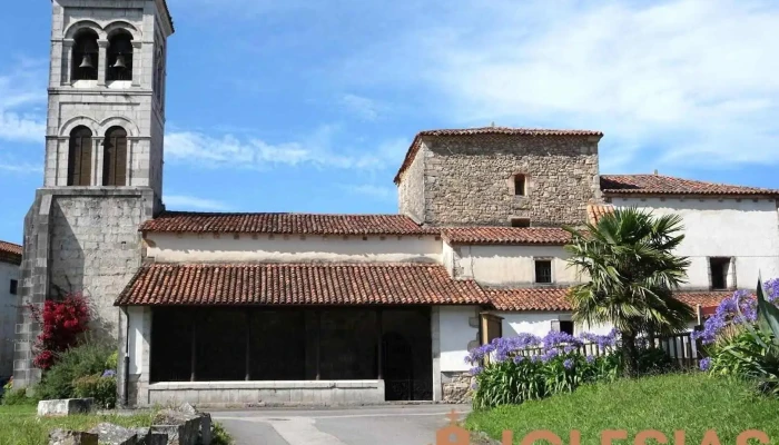 Iglesia San Acisclo - Llanes