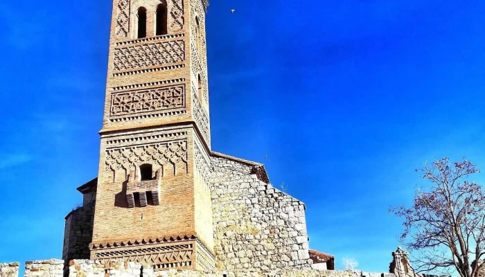 Iglesia San Pedro Apostol Siglo Xiv -  Iglesia Catolica - Romanos