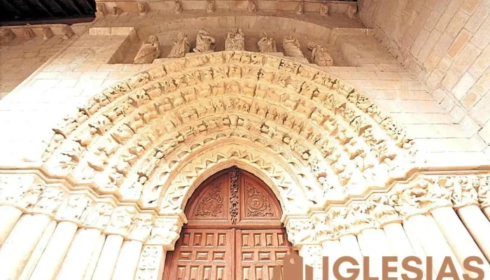 Jasokundeko Andra Mari Elizaiglesia De Nuestra Senora De La Asuncion Del Propietario - Tuesta