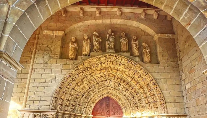 Jasokundeko Andra Mari Elizaiglesia De Nuestra Senora De La Asuncion Tuesta - Tuesta