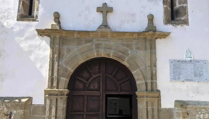 Parroquia Catolica De La Natividad De Nuestra Senora Lugar De Culto - Vega de Pas