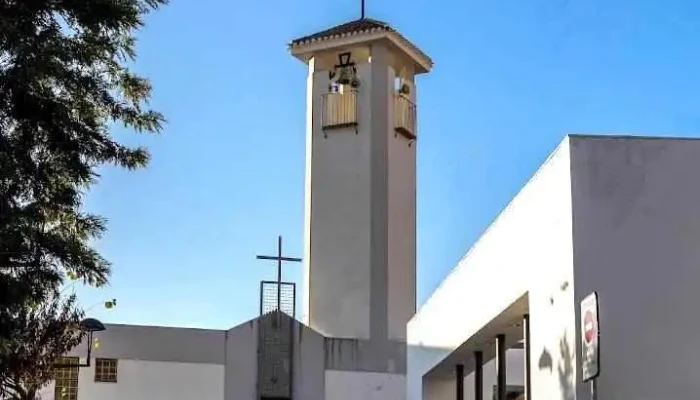 Parroquia católica de Nuestra Señora del Rosario - Calicasas
