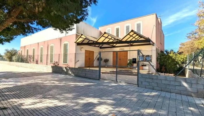 Parroquia De Maria Reina De Los Corazones Casa Parroquial Iglesia - Murcia