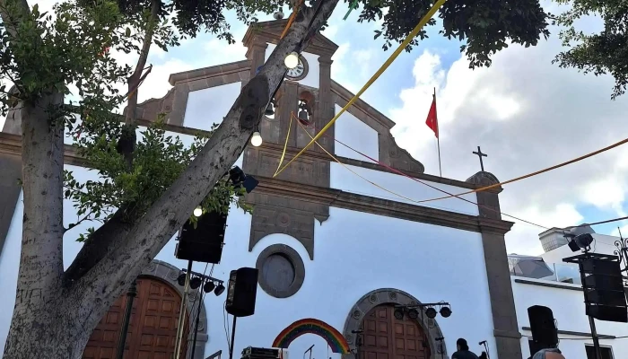 Parroquia De San Pedro Apostol Comentarios - Bañaderos