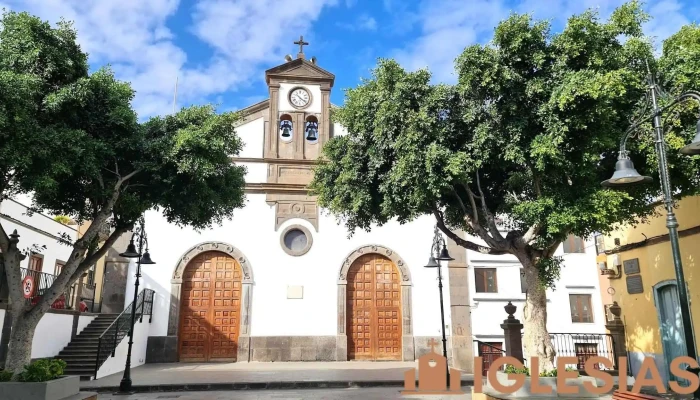 Parroquia De San Pedro Apostol Parroquia - Bañaderos