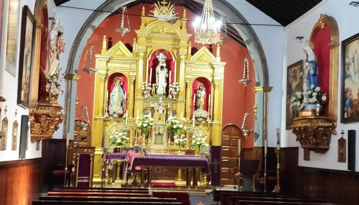 Parroquia De Santo Domingo De Guzman Juncalillo Iglesia - Juncalillo