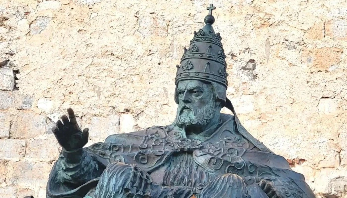 Santa Anna De Peniscola Estatua De Benedicto Xiii El Papa Luna - Peniscola